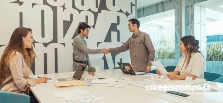 5 Ways to Be a Better Leader Even If You Are Not a Manager