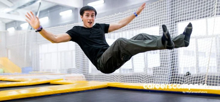 Fall-back Jobs: Alternative Career Options that Fresh Grads Can Pursue