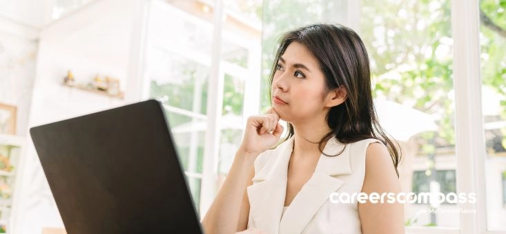 4 Practical Job Application Tips for Middle Managers and Senior Executives