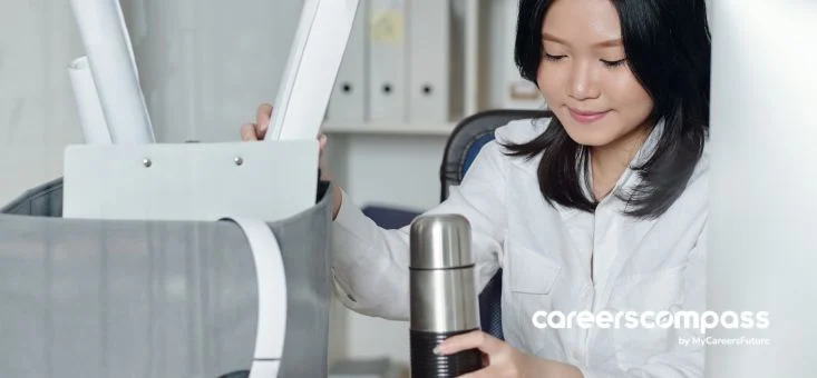 Essential Tips on Surviving Your First Day at Work