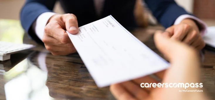 Retrenchment in Singapore: Notice Periods, Compensation & Benefits